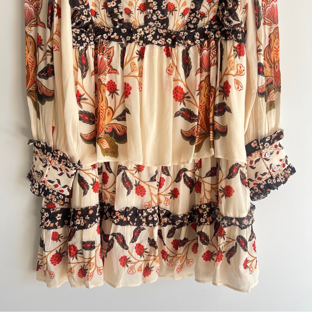 FARM Rio Cream Berry Garden Mini Dress Size Small NWT - Picture 12 of 16